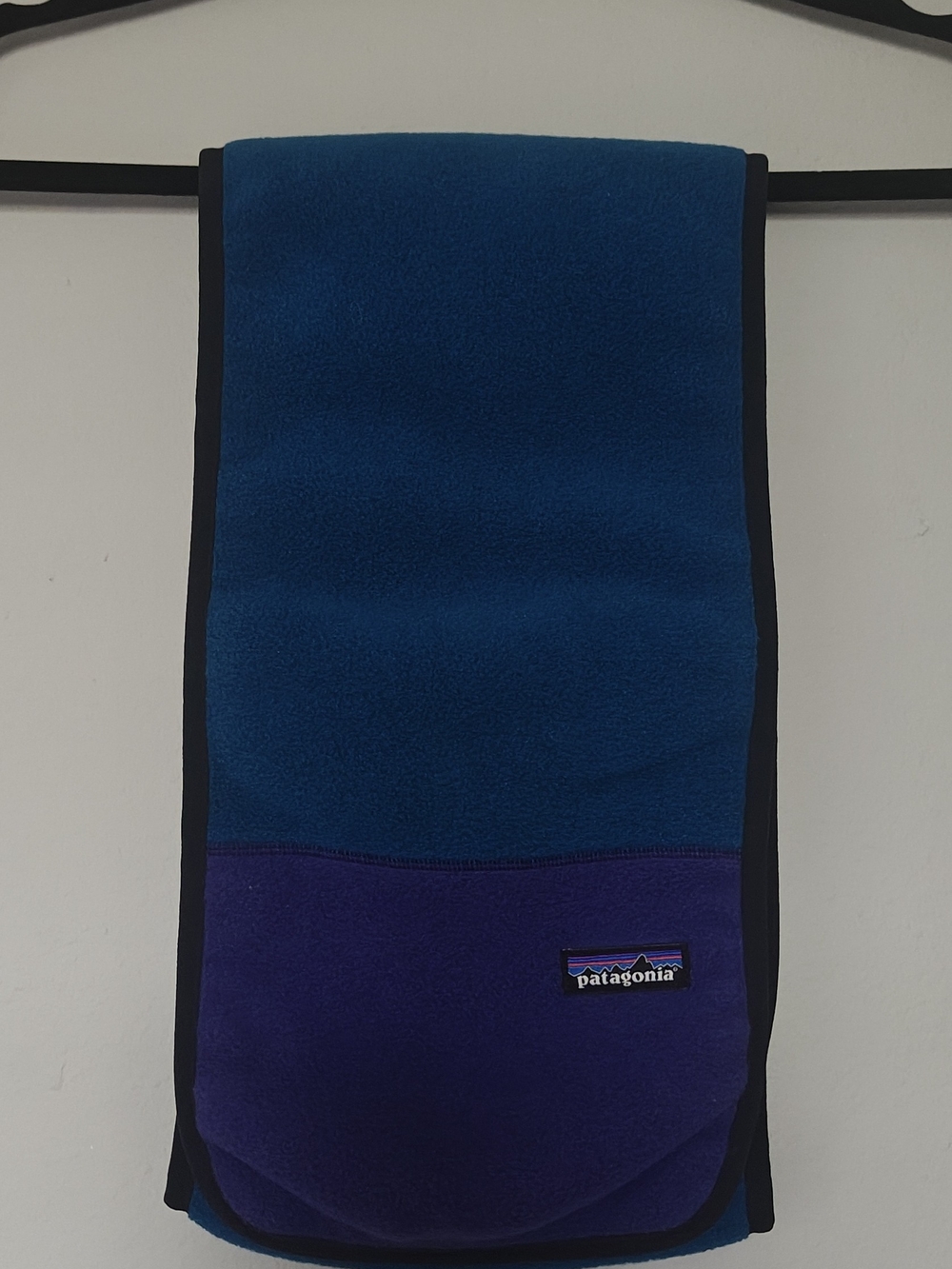Vintage Patagonia Blue and Purple Fleece Scarf with Black Trim